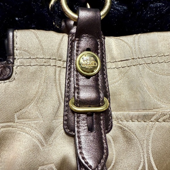 Coach Mia Signature Outline Carryall Tan and Brown Shoulder Bag - Picture 4 of 7